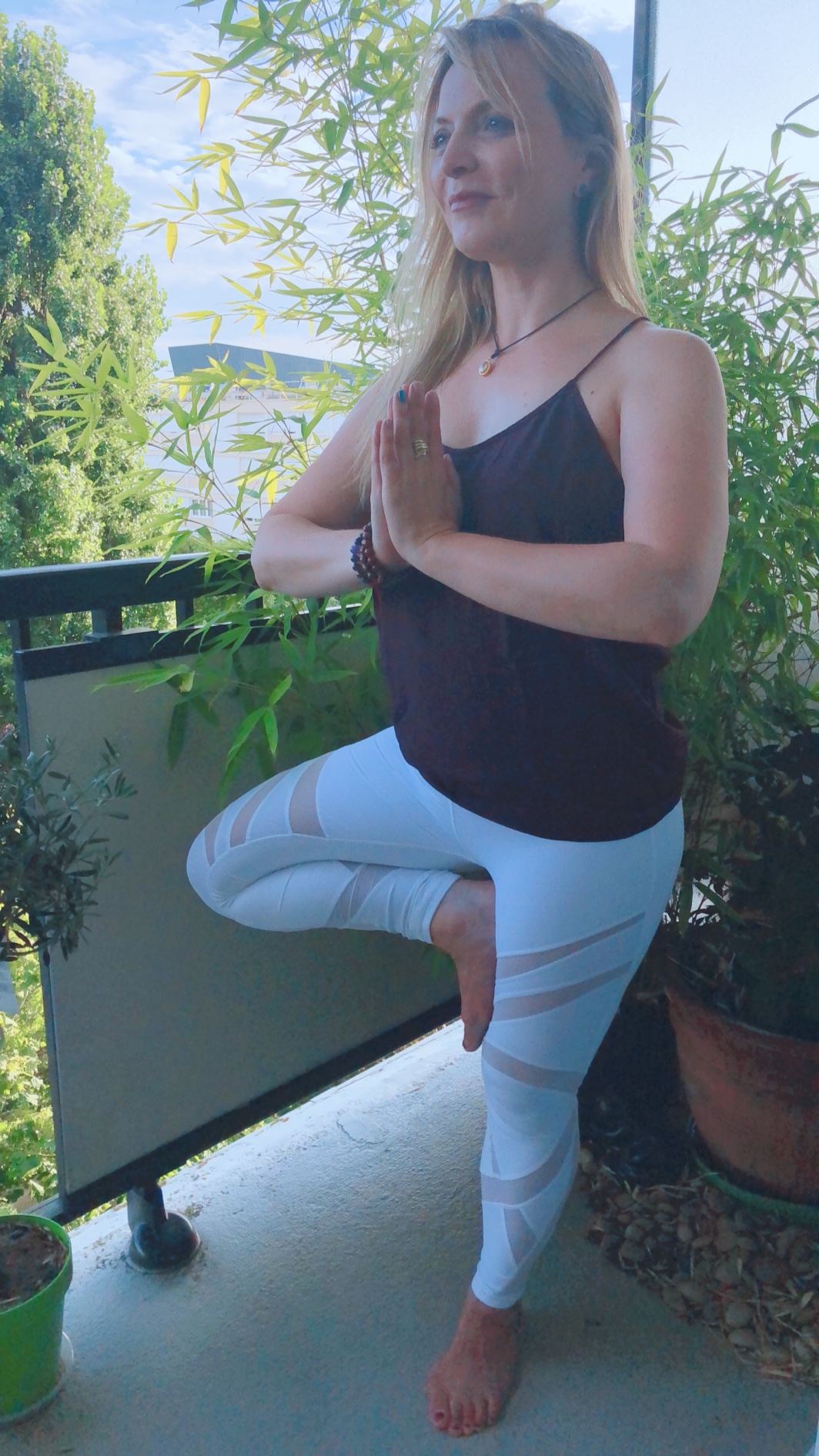 Nadia Shankari Ronteix - Hatha Yoga yoga instructor with Traditional Hatha yoga expert